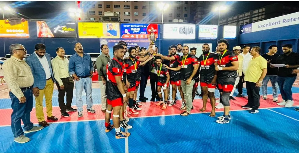 ಬಹರೈನ್; ದ.ಕನ್ನಡ ಮುಸ್ಲಿಂ ವೆಲ್ಫೇರ್ ಅಸೋಸಿಯೇಷನ್ನಿಂದ ಅದ್ದೂರಿಯಾಗಿ ನಡೆದ ಕಬಡ್ಡಿ ಟೂರ್ನಮೆಂಟ್; ತುಳುನಾಡು ತಂಡಕ್ಕೆ ಚಾಂಪಿಯನ್ ಪಟ್ಟ; ಫ್ರೆಂಡ್ಸ್ ಬಹರೈನ್ ರನ್ನರ್ ಅಫ್